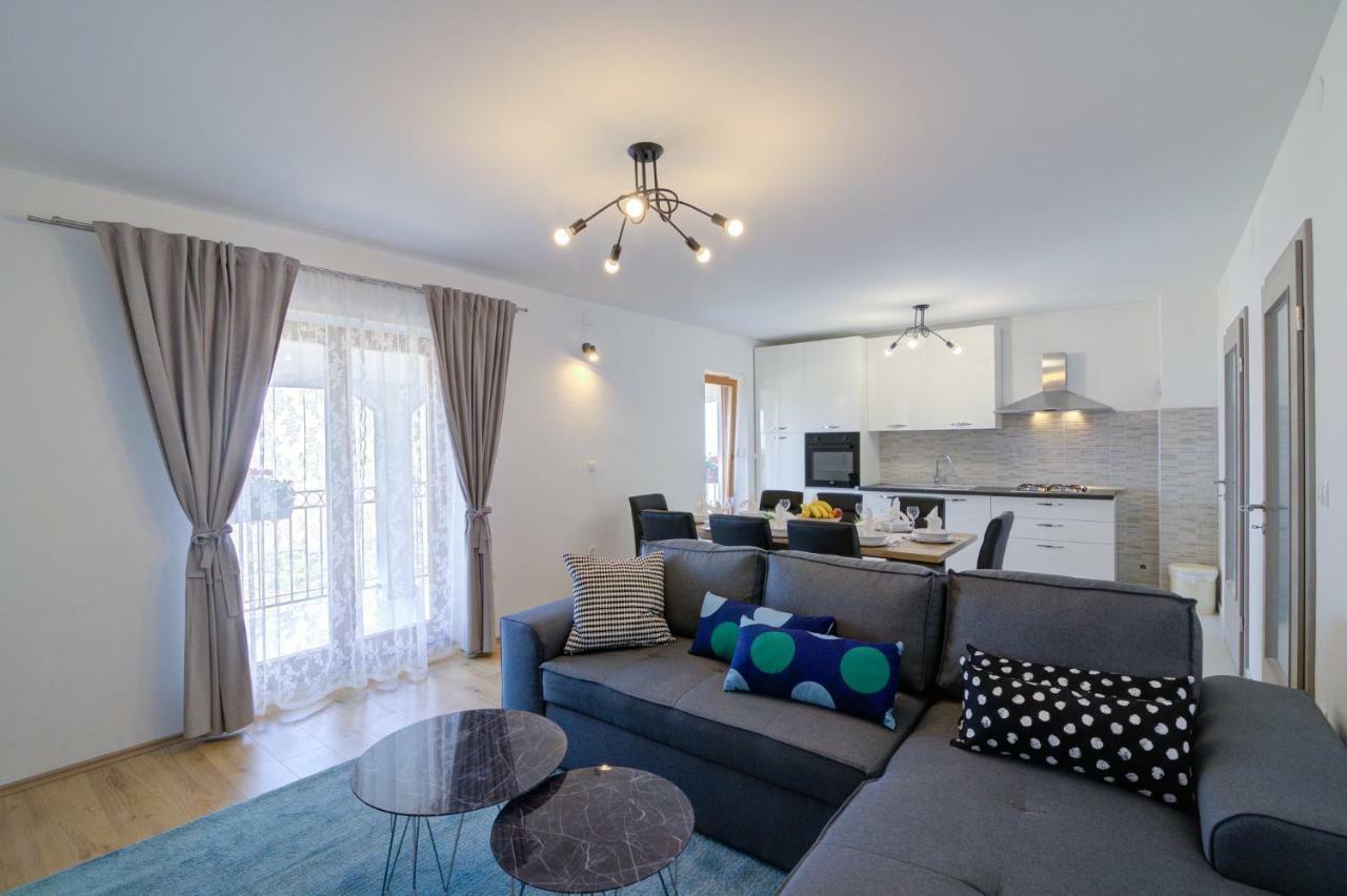 Josipa & Jelena Apartment เซนญ์ ภายนอก รูปภาพ
