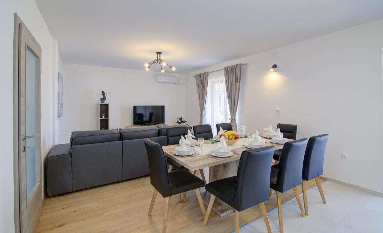 Josipa & Jelena Apartment เซนญ์ ภายนอก รูปภาพ