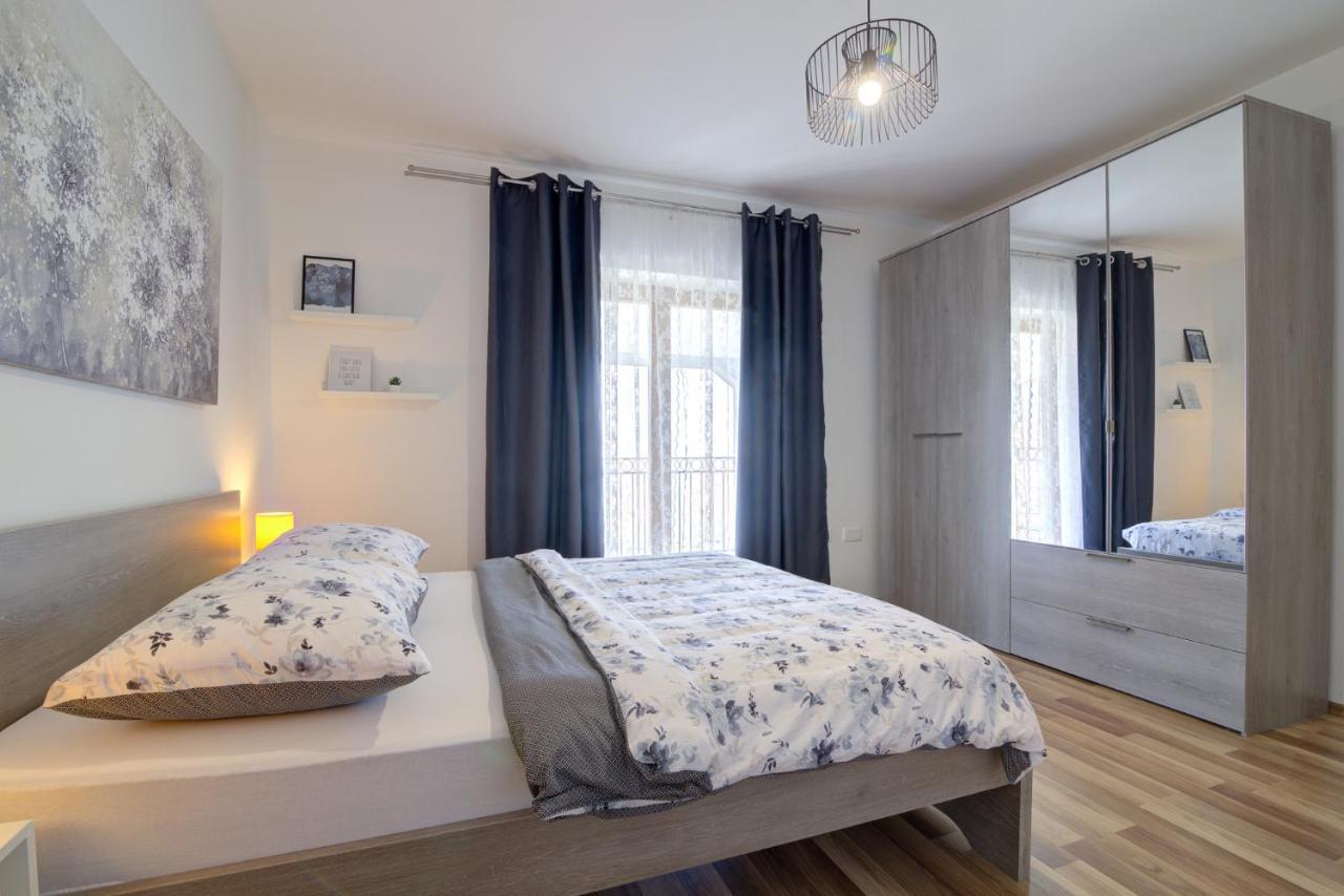 Josipa & Jelena Apartment เซนญ์ ภายนอก รูปภาพ